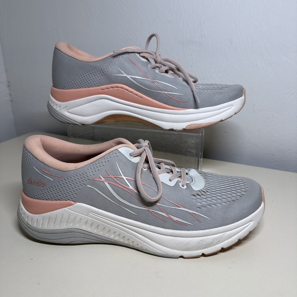 Dansko Pace Womens Sneakers Sz 41 Light Grey Peach Mesh Comfort Shoes With Flaws